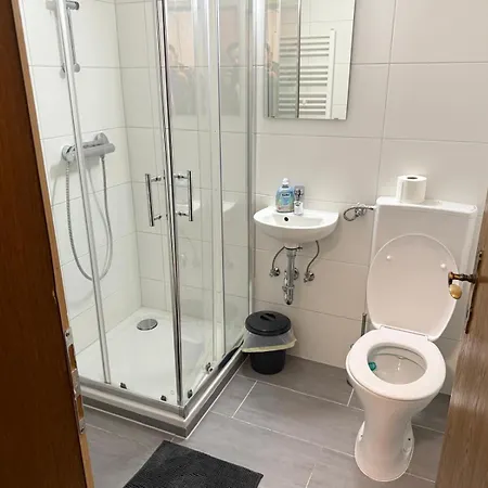 Engin Guest house